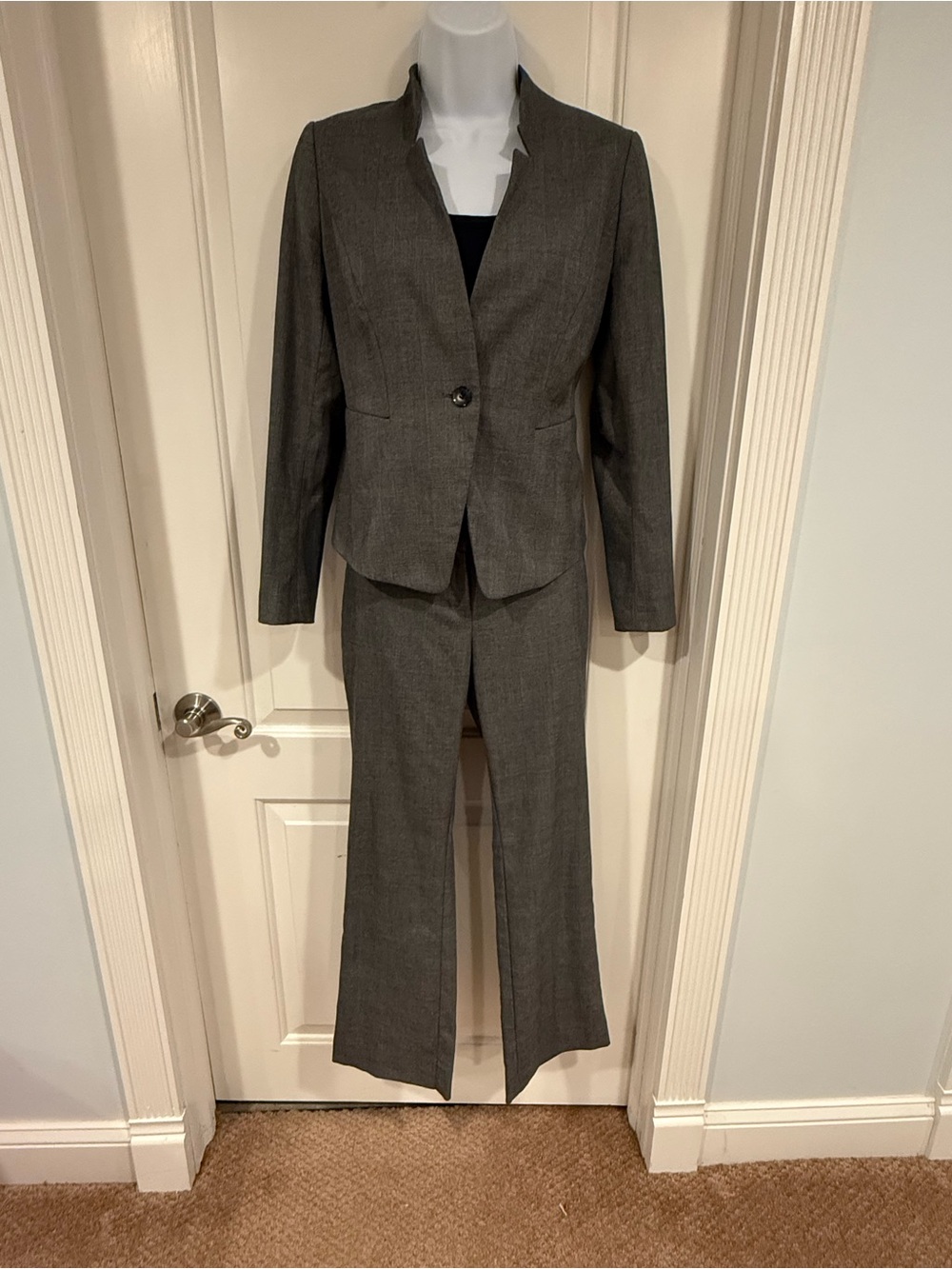 Ann Taylor Factory Women's Gray Two-Piece Suit